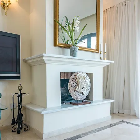 Lag - Spacious 3br Townhouse With Private Jacuzzi Holiday home *