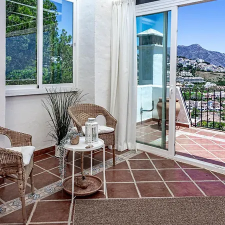 Holiday home Lag - Spacious 3br Townhouse With Private Jacuzzi