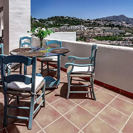 Lag - Spacious 3br Townhouse With Private Jacuzzi Marbella