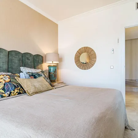 Holiday home Lag - Spacious 3br Townhouse With Private Jacuzzi