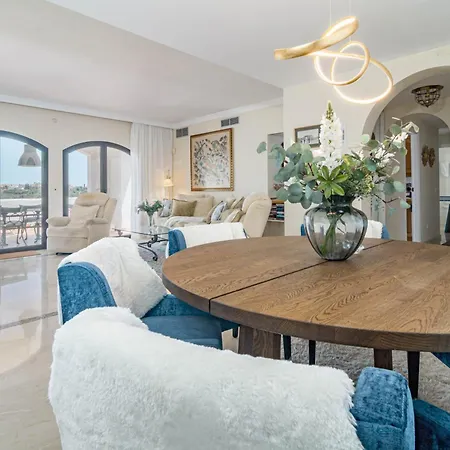 Lag - Spacious 3br Townhouse With Private Jacuzzi * Marbella