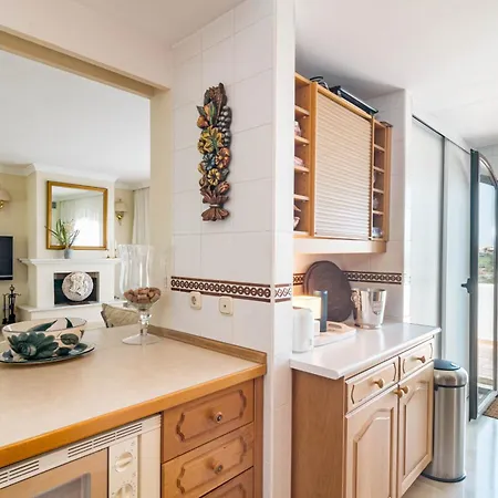 Lag - Spacious 3br Townhouse With Private Jacuzzi Marbella